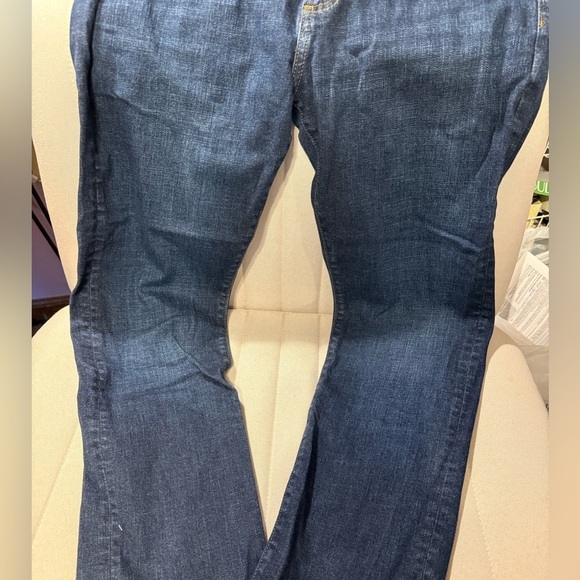 Gap 31x30 men’s slim fit jeans EUC, worn twice! Dark wash. - Picture 4 of 5